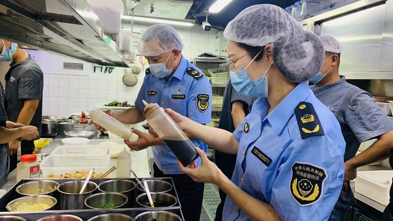 蜜饯果脯保质期揭秘：影响因素与储存技巧