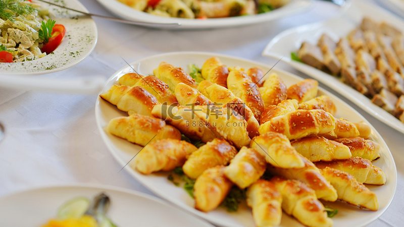 临期零食批发货源，揭秘如何精准锁定优质供应商